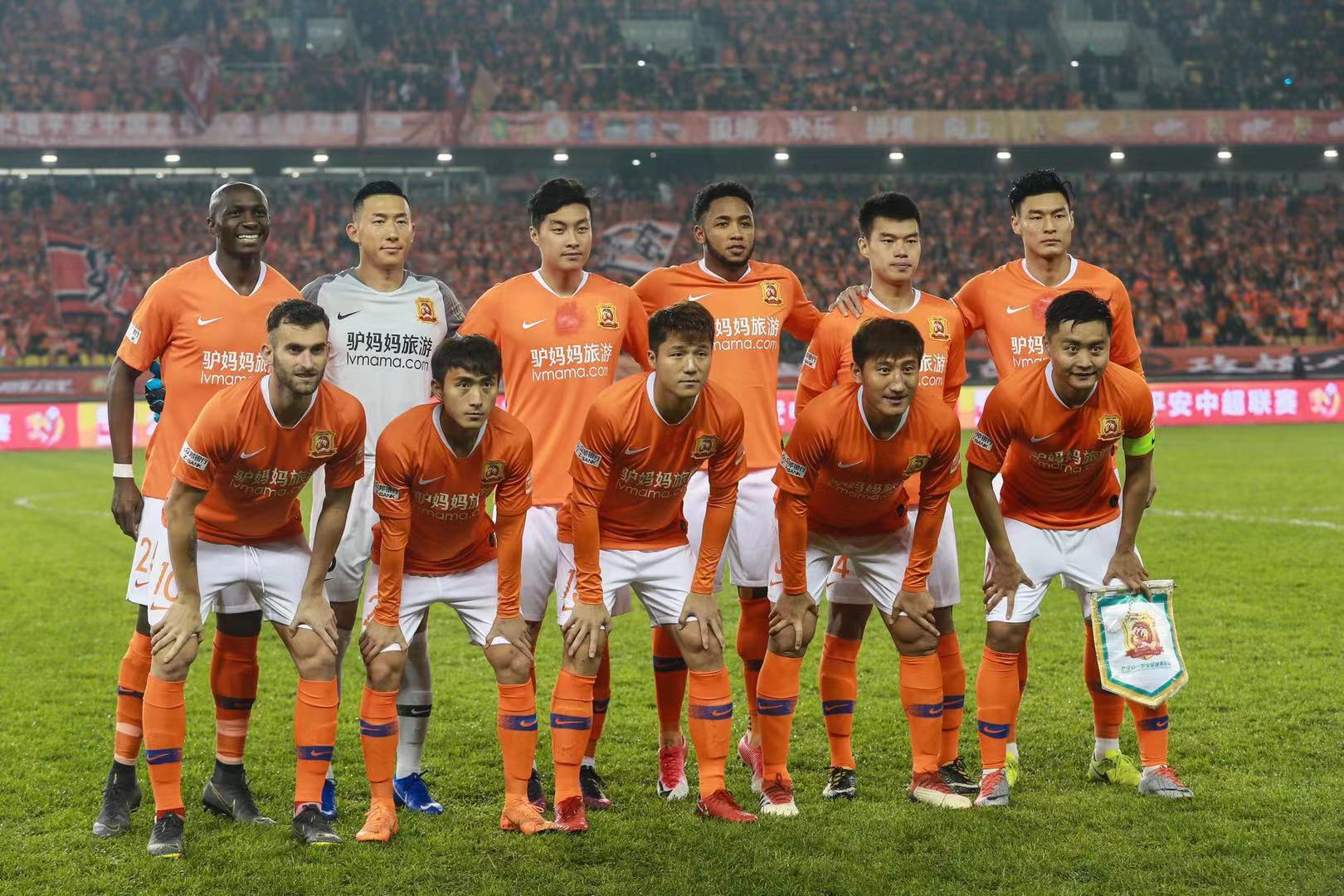 在这个充满 在这个充满